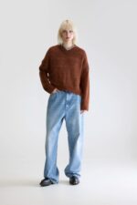 Arcy v-neck sweater (252 / W / SUEDE) - Image 3